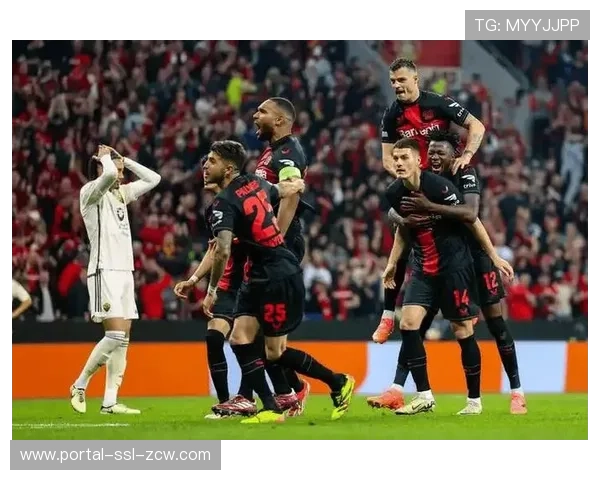 里昂vs里尔：4分差距牵动欧战格局，伤病潮影响排兵